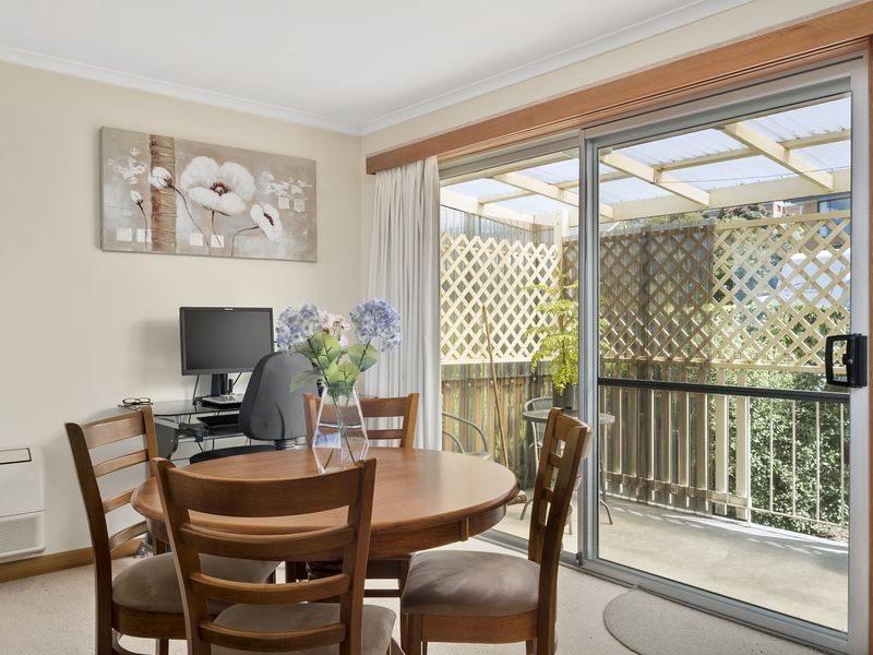 1/39 Tingira Road, Blackmans Bay TAS 7052