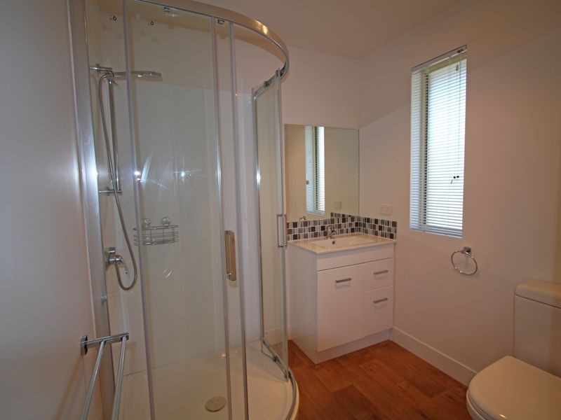 2/1 Gillies Street, Snug TAS 7054