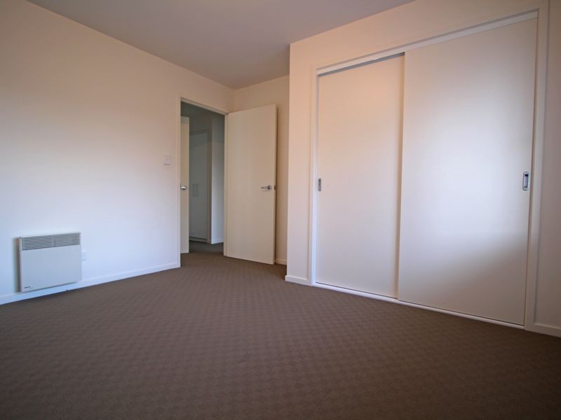 2/1 Gillies Street, Snug TAS 7054