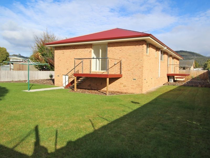 2/1 Gillies Street, Snug TAS 7054