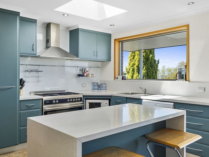 45 Tingira Road, Blackmans Bay TAS 7052