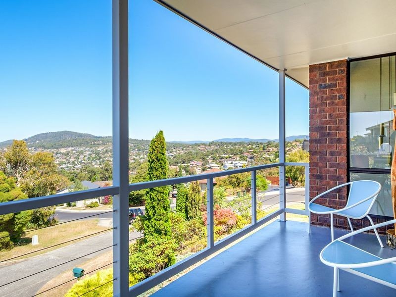 45 Tingira Road, Blackmans Bay TAS 7052