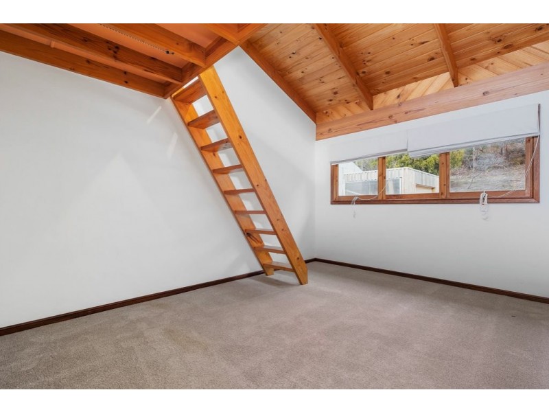 27 Balleny Drive, Oyster Cove TAS 7150