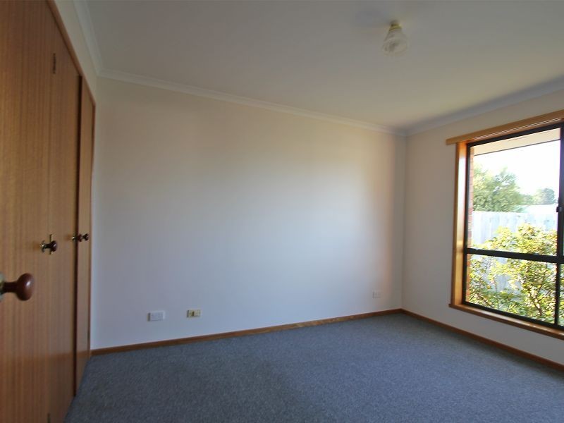16 Carrington Drive, Margate TAS 7054