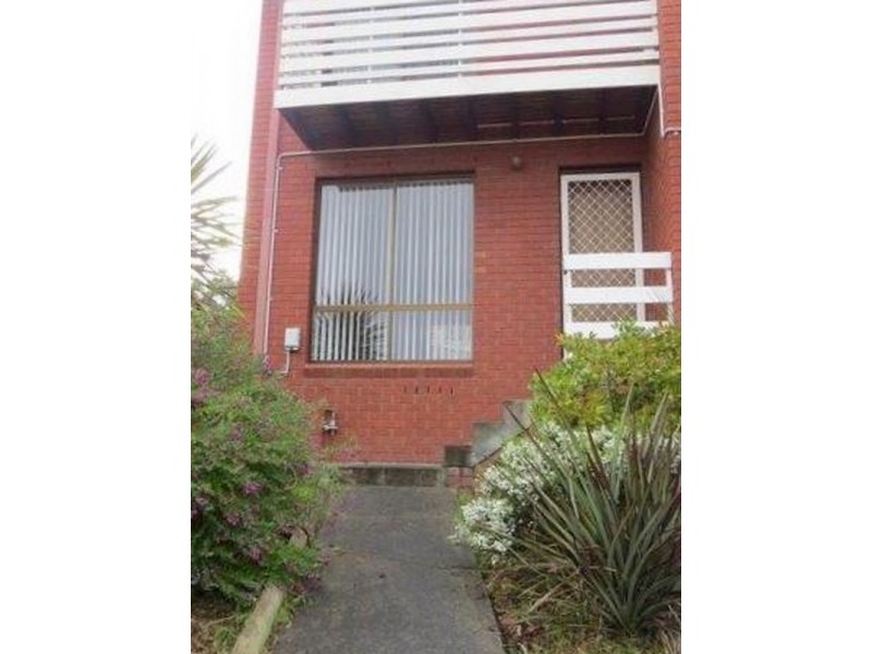 Unit 1/14 Opal Drive, Blackmans Bay TAS 7052