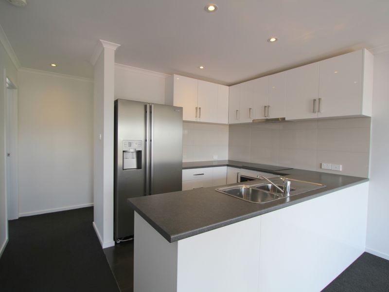 4/33 Beach Road, Margate TAS 7054