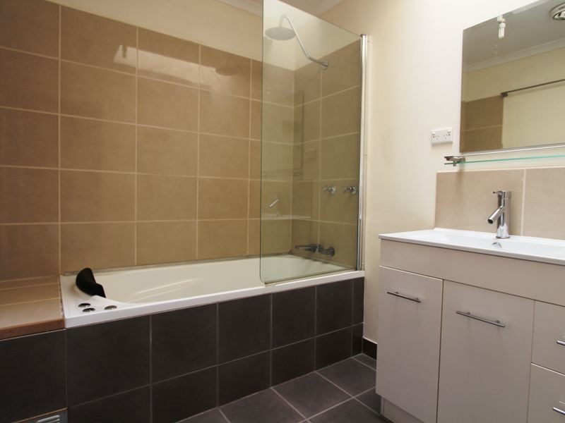 Unit 3/14 Opal Drive, Blackmans Bay TAS 7052