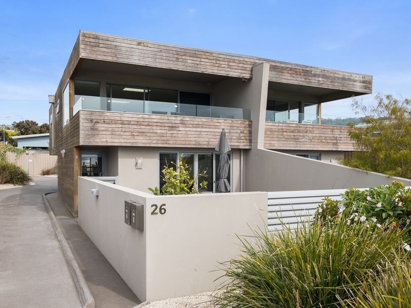 2/26 Ocean Esplanade, Blackmans Bay TAS 7052