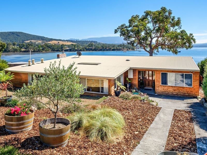 4 Mardon Lane, Coningham TAS 7054