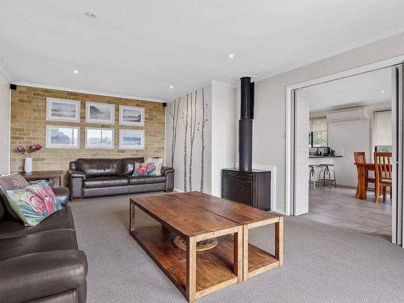 53 Illawarra Road, Blackmans Bay TAS 7052