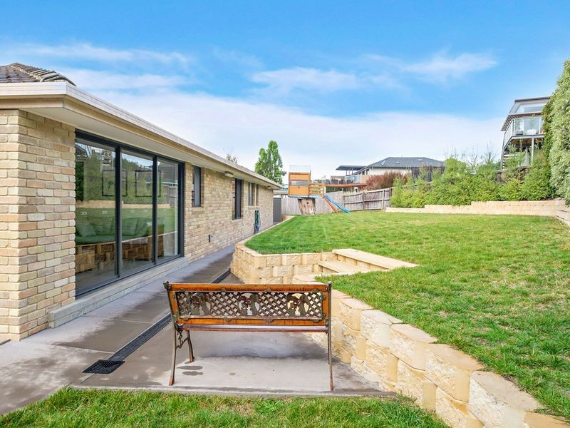 53 Illawarra Road, Blackmans Bay TAS 7052