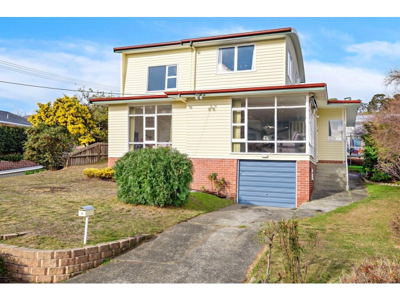 18 Greenacres Road, Geilston Bay TAS 7015