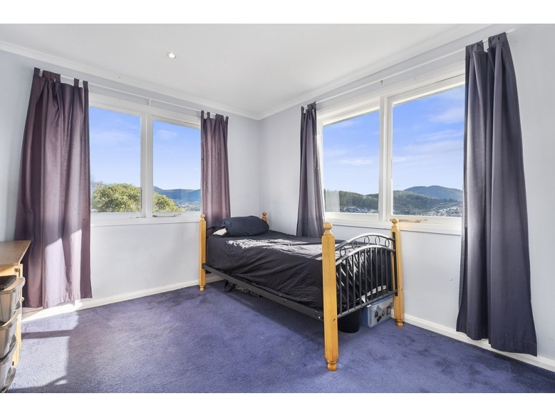 18 Greenacres Road, Geilston Bay TAS 7015