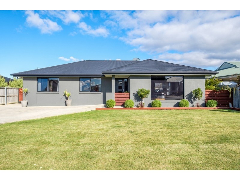 7 Jacaranda Drive, Margate TAS 7054