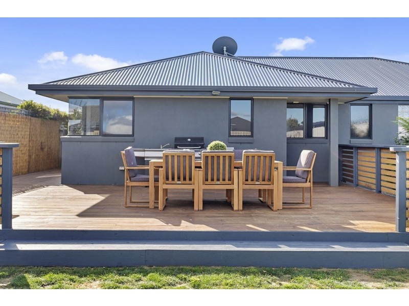 7 Jacaranda Drive, Margate TAS 7054