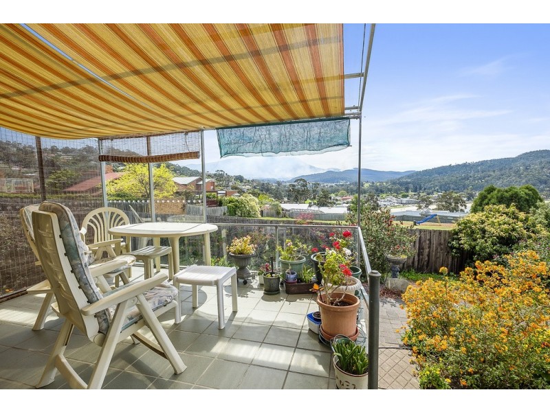 14 Nicholas Drive, Kingston Beach TAS 7050