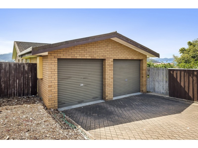 14 Nicholas Drive, Kingston Beach TAS 7050