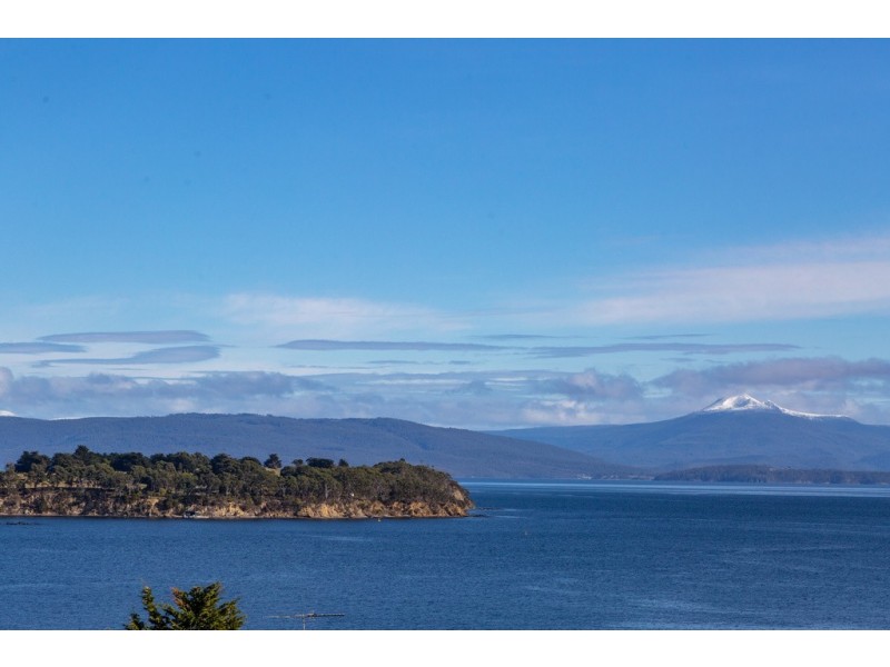 42 Harvey Road, Alonnah TAS 7150