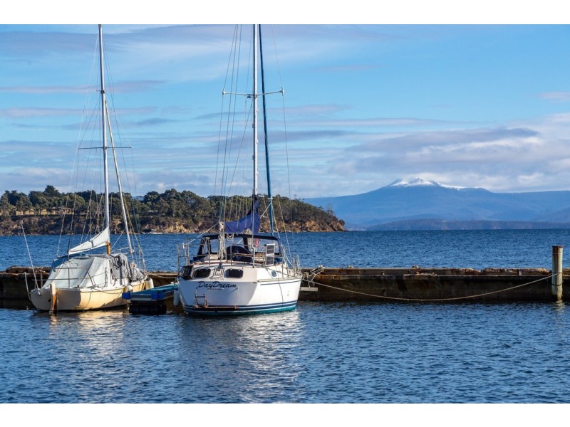 42 Harvey Road, Alonnah TAS 7150