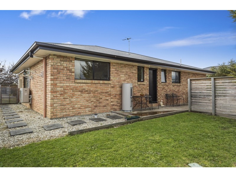 Unit 2, 4 Bonsai Place, Margate TAS 7054