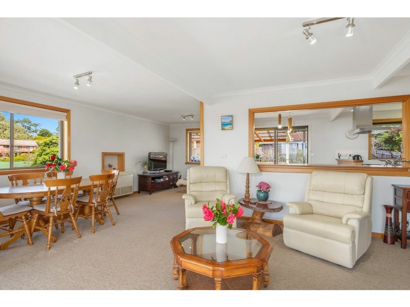 11 Pearl Place, Blackmans Bay TAS 7052