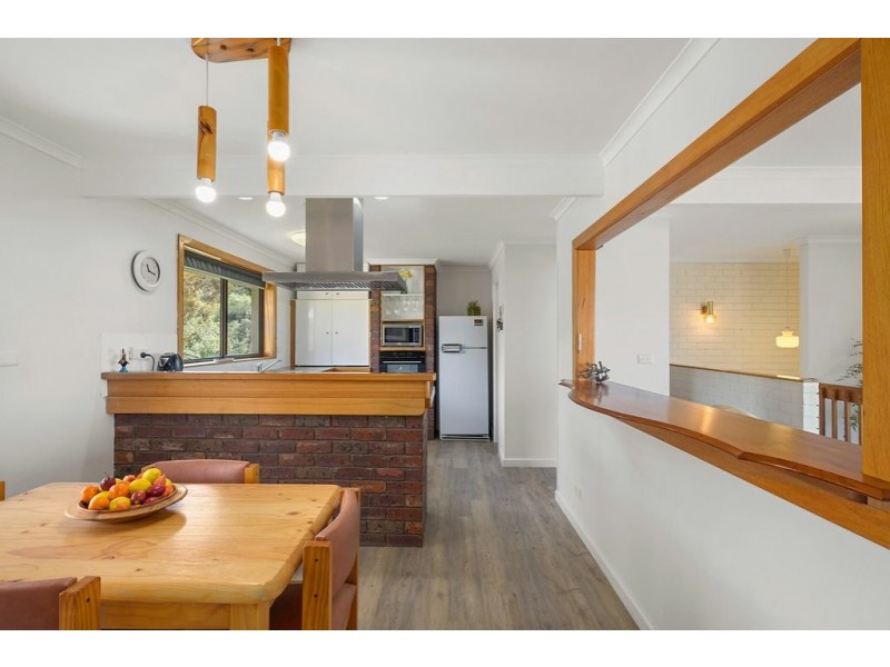 11 Pearl Place, Blackmans Bay TAS 7052