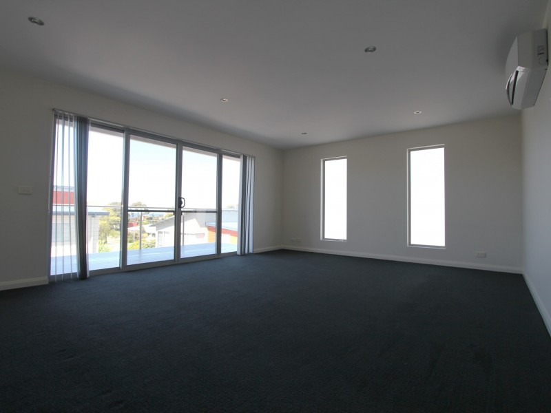 Unit 3/3 Hazell Street, Blackmans Bay TAS 7052