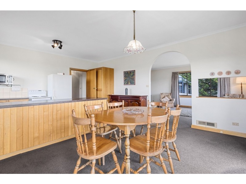 6 Crescent Drive, Margate TAS 7054