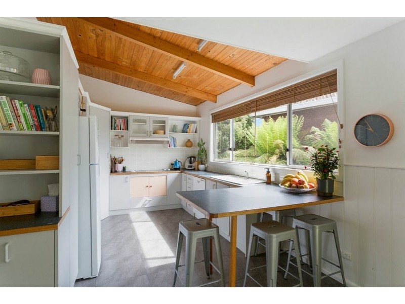 48 Beach Road, Snug TAS 7054