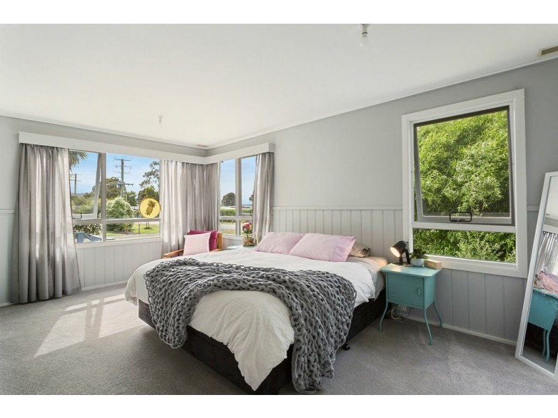 48 Beach Road, Snug TAS 7054