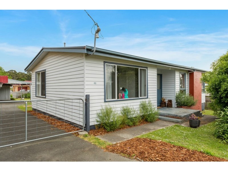 48 Beach Road, Snug TAS 7054