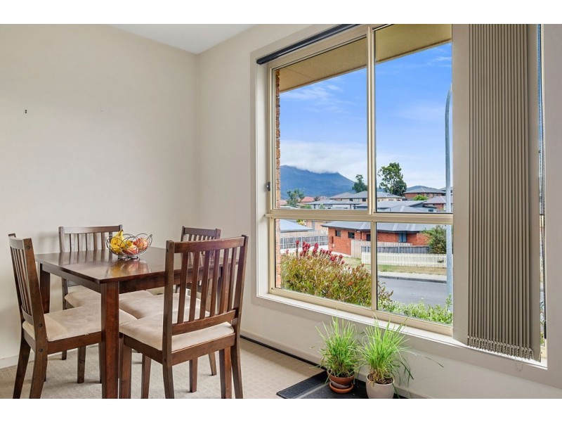 Unit 2/23 Thornbill Street, Kingston TAS 7050