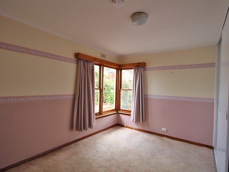 24 Cutana Parade, Snug TAS 7054