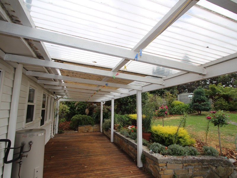 24 Cutana Parade, Snug TAS 7054
