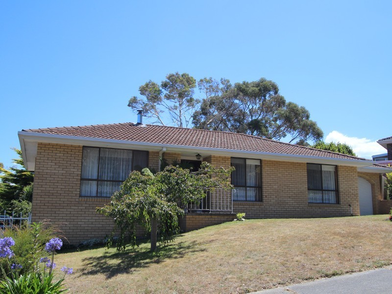 23 Waratah Street, Kingston TAS 7050