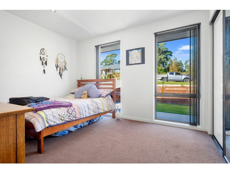 16 Lomandra Drive, Blackmans Bay TAS 7052