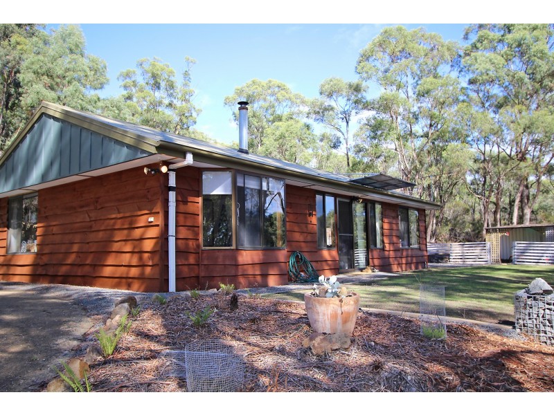 Manuka Road, Oyster Cove TAS 7150