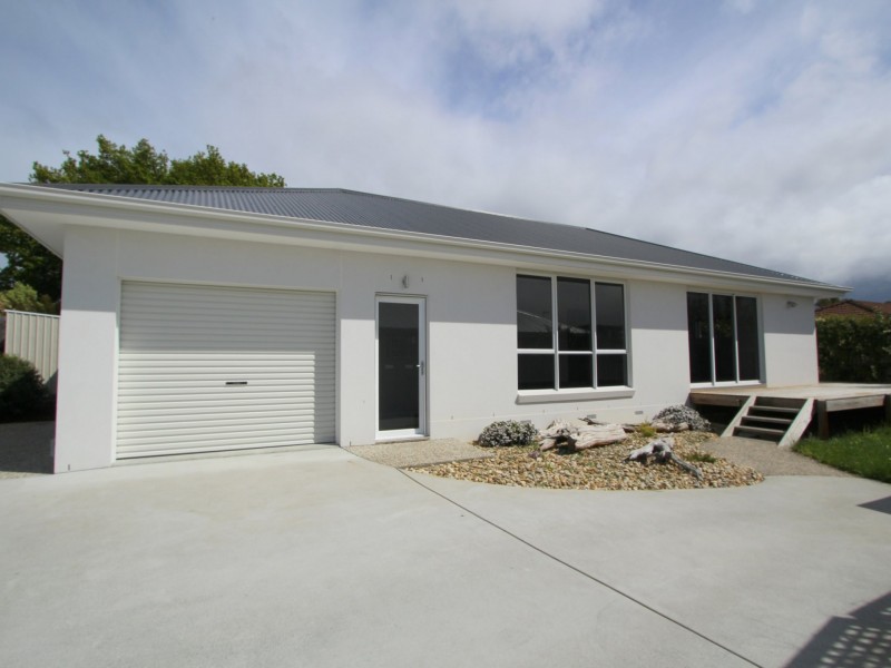 Unit 2/6 Lester Crescent, Kingston TAS 7050