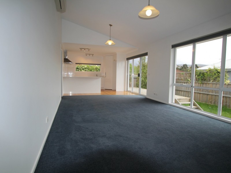 Unit 2/6 Lester Crescent, Kingston TAS 7050