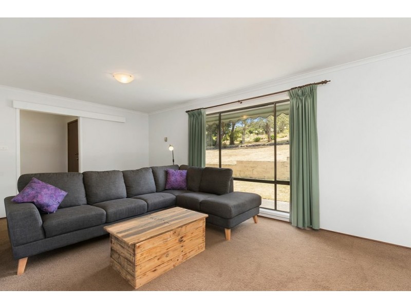 8 Crescent Drive, Margate TAS 7054