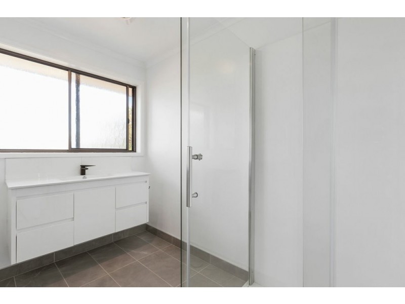 8 Crescent Drive, Margate TAS 7054