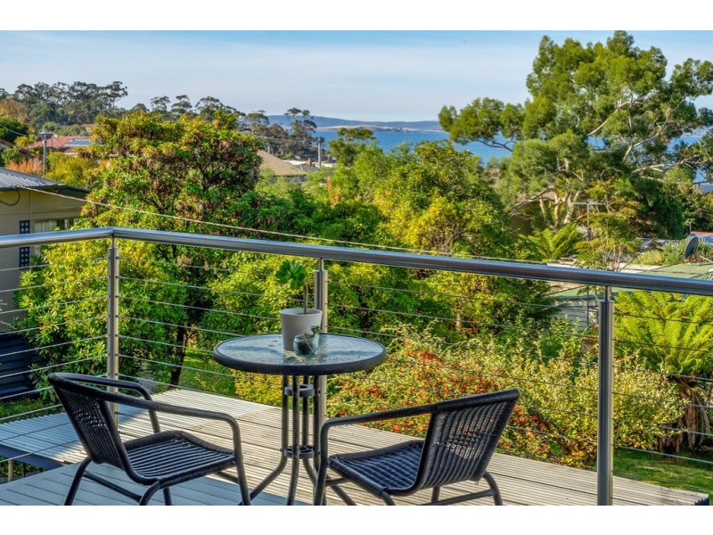 Unit 2/3 Hazell Street, Blackmans Bay TAS 7052