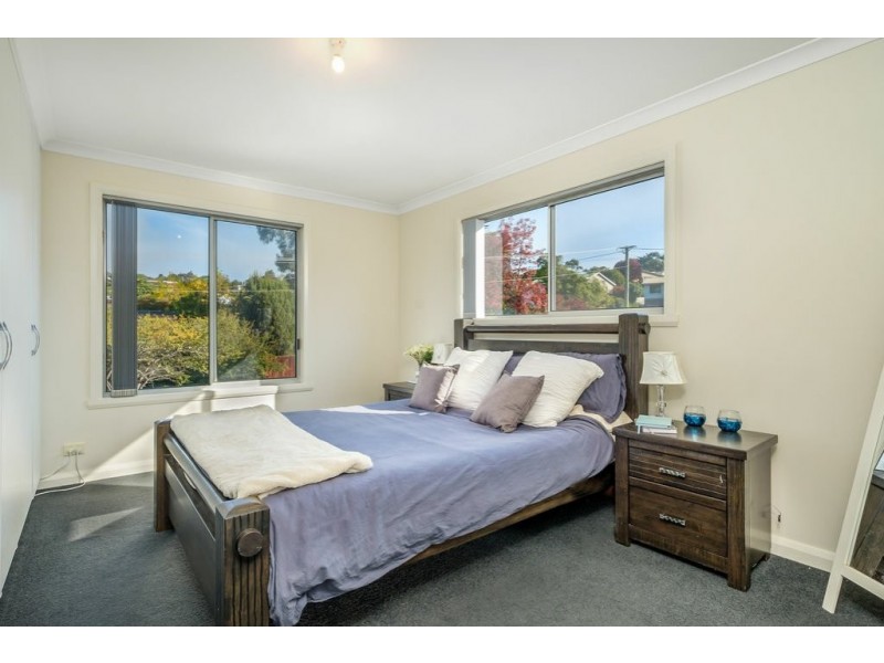Unit 2/3 Hazell Street, Blackmans Bay TAS 7052