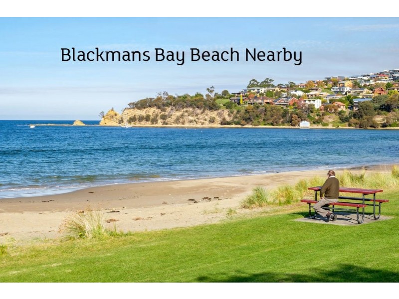 Unit 2/3 Hazell Street, Blackmans Bay TAS 7052