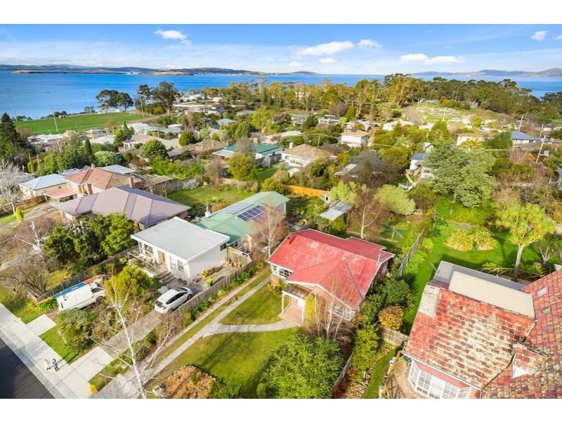3 Seaview Avenue, Taroona TAS 7053