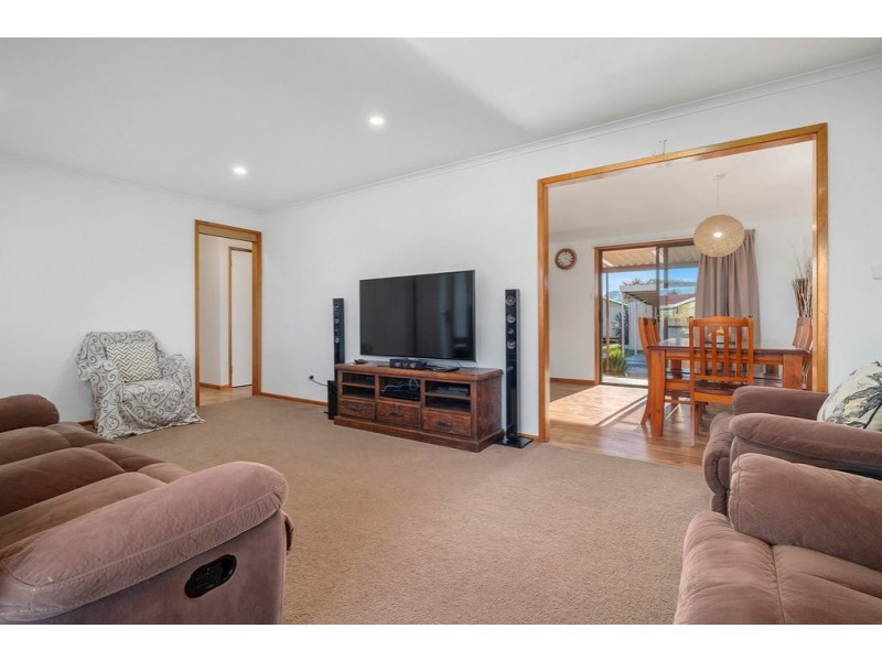 98 Beach Road, Margate TAS 7054