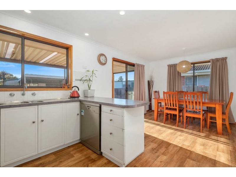 98 Beach Road, Margate TAS 7054