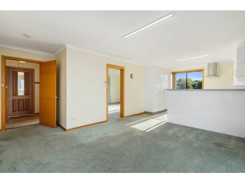 8 Ashley Court, Blackmans Bay TAS 7052