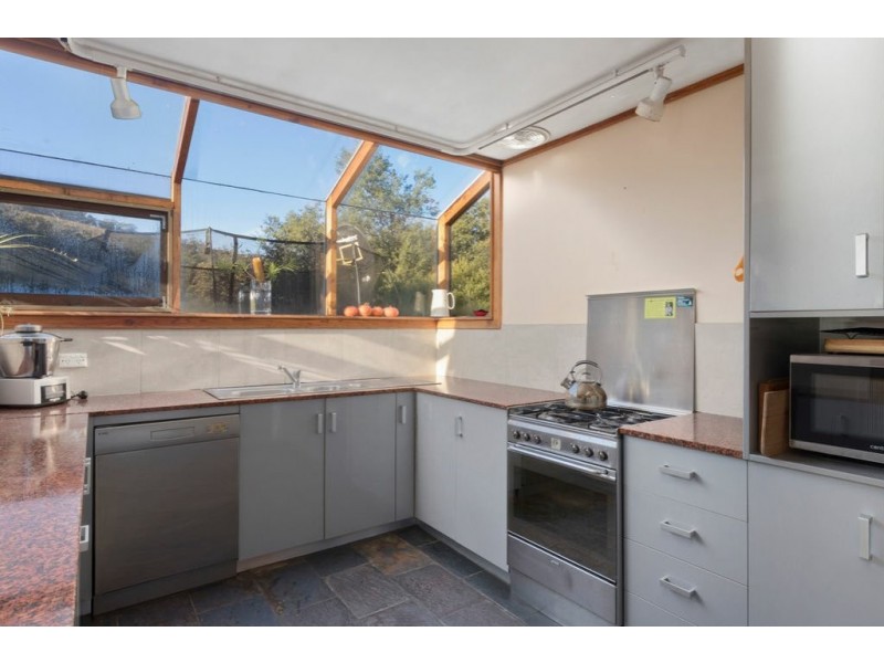 65 Scotts Road, Kingston TAS 7050