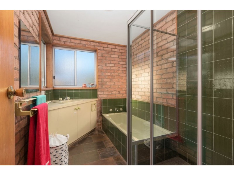 65 Scotts Road, Kingston TAS 7050